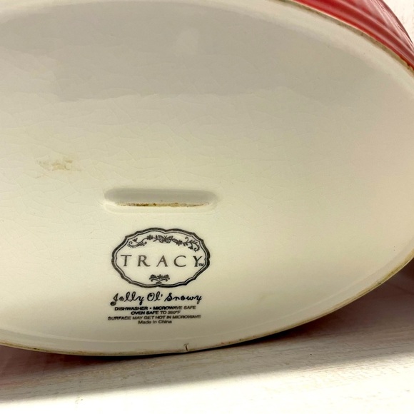 Tracy Jolly Ol Snowy covered casserole dish 1.75 quart - Picture 6 of 8